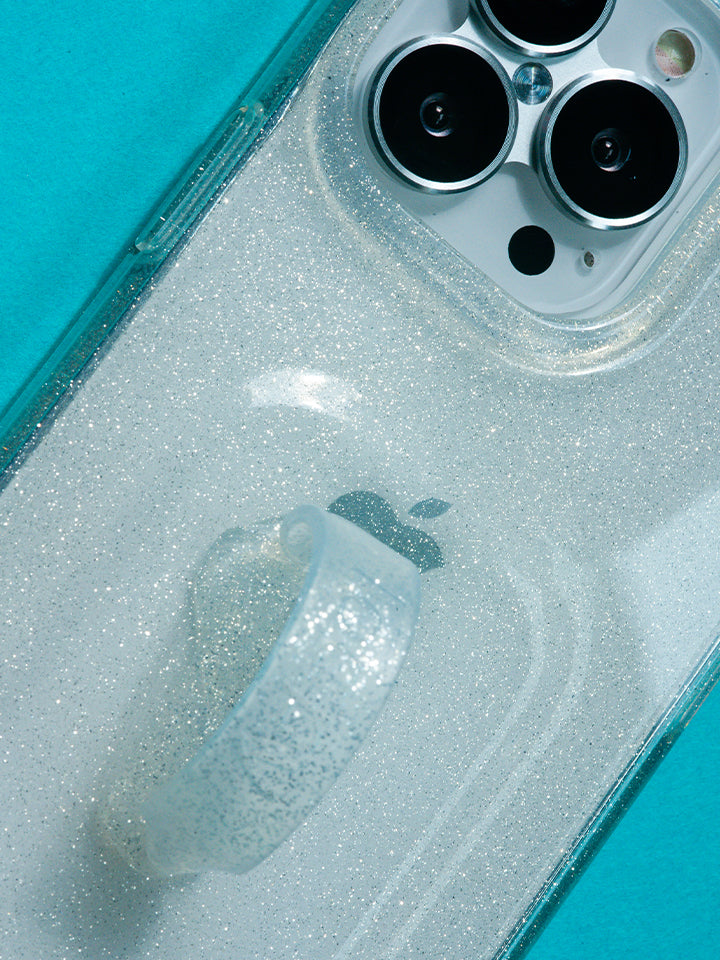 A closeup of Clear Sparkle Silver Loopy Case.|| feature-medias
