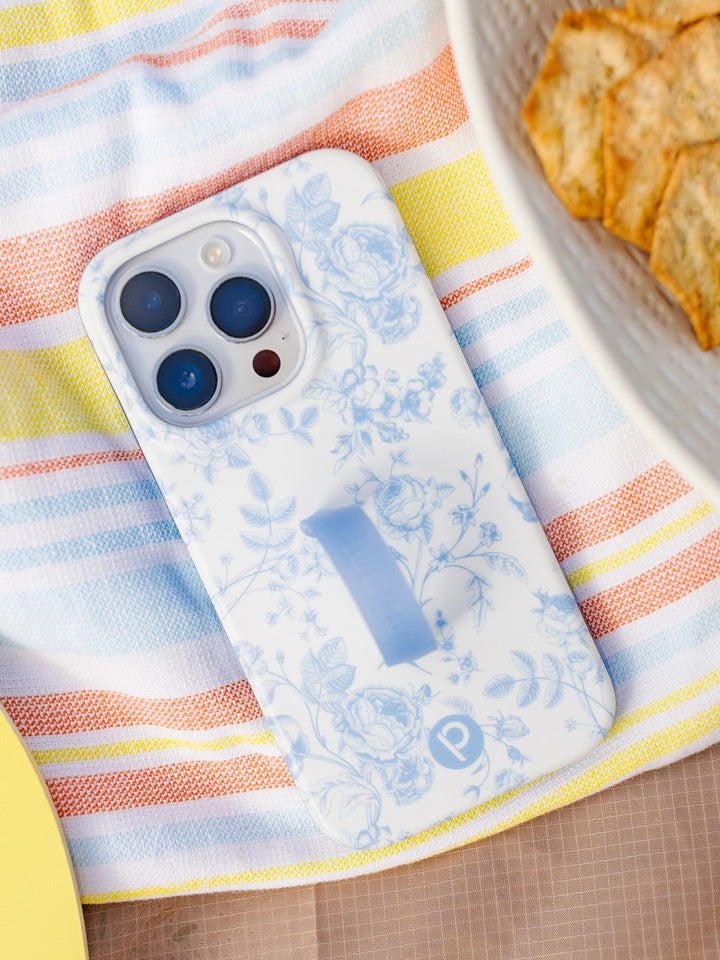 Blue Toile, Apple / iPhone 15 Pro Max (6.7 Blue Toile, Apple / iPhone 15 Pro Max (6.7