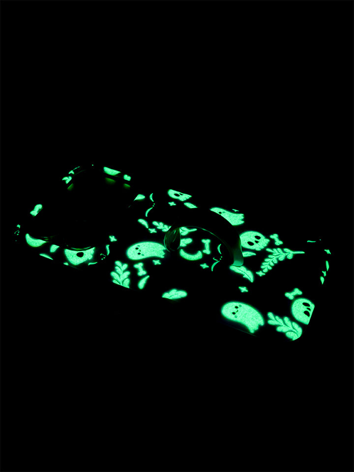 Boo Crew Loopy Case to show the glow in the dark feature. || feature-media