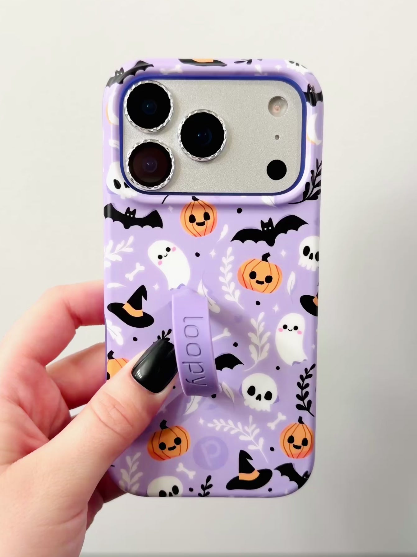 A video showing our Boo Crew Loopy Case and how it glows in the dark